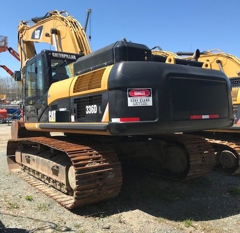 2010 CAT 336DL Excavator with Digging Bucket full