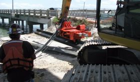 2014, 2015, and 2016 MKT V-5Esc Side Clamp Vibratory Hammers