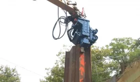 2020, and 2021 MKT V-8Esc Side Clamp Vibratory Hammers