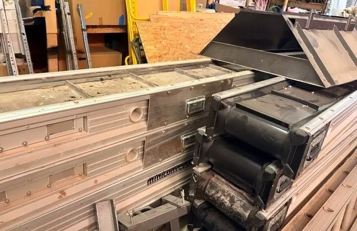 
								Complete Mini Conveyor System – 10 Conveyors – Excellent Condition full									